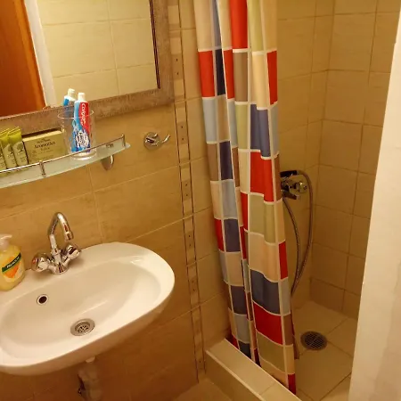 τείχιο μπουτίκ - Tihio Boutique - πέτρινος Tichio