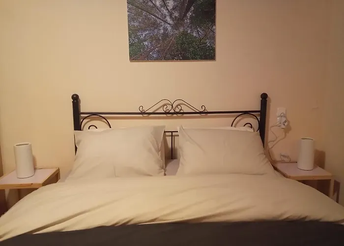 τείχιο μπουτίκ - Tihio Boutique - πέτρινος